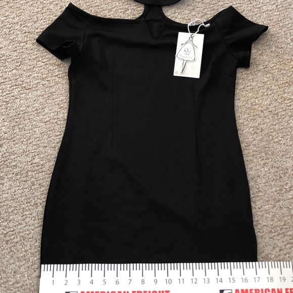 LBD ... new with tags .. fits a Size S - Picture 2 of 5